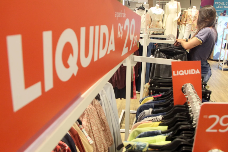 Aproveite a Onda de Descontos nas Liquidações Santistas!